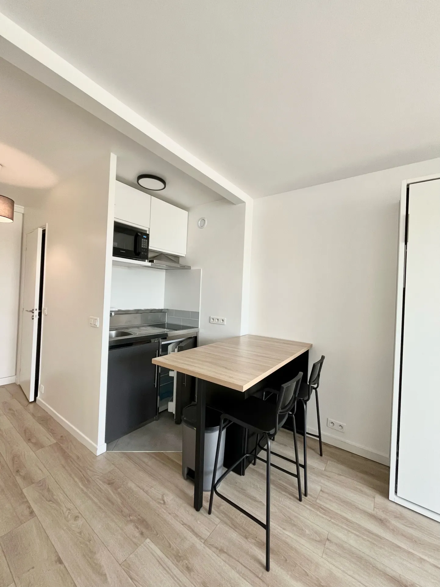Studio - 22,80m2 - Vincennes — photo 2