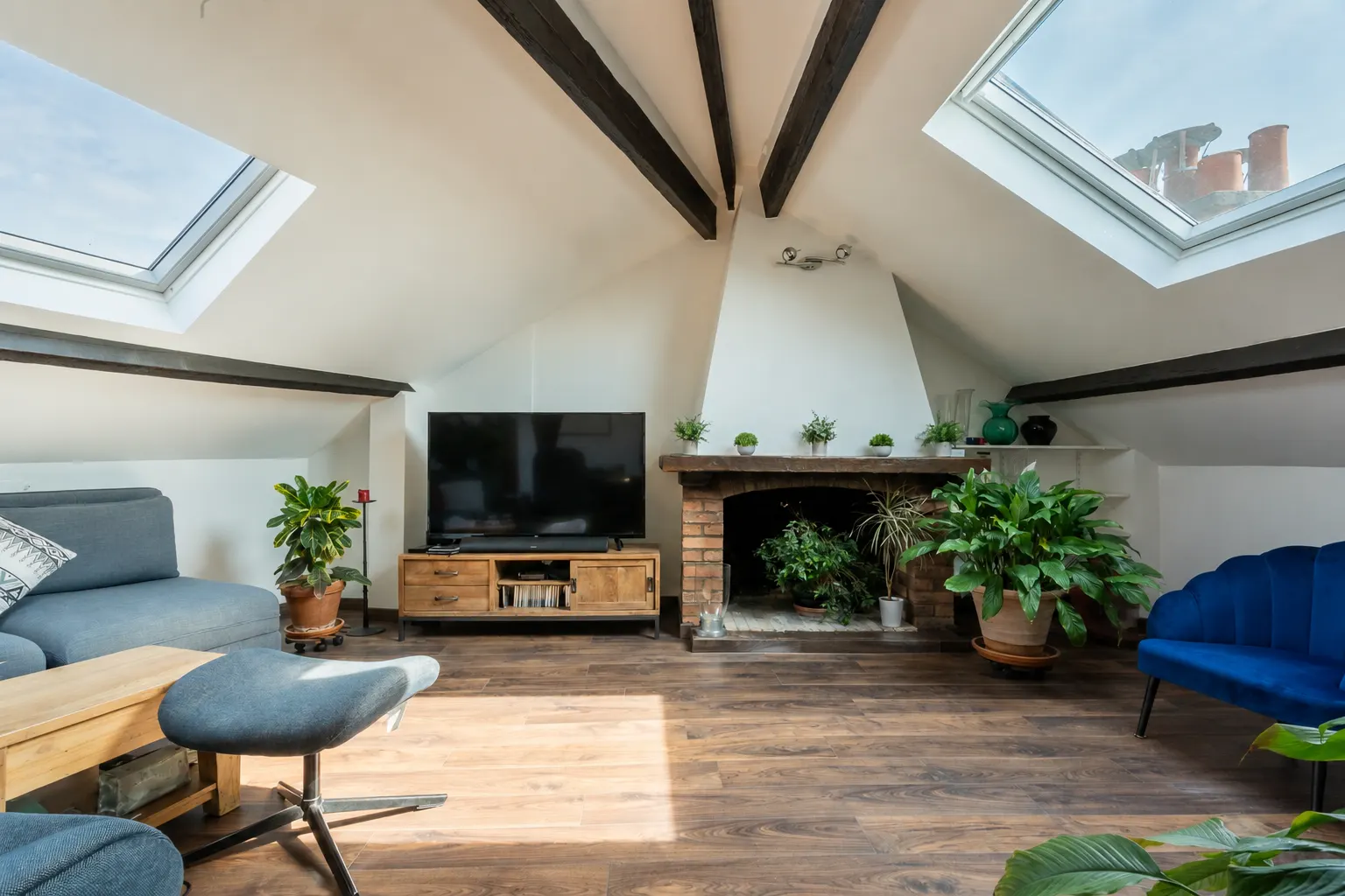 Dúplex en último piso - encanto de lo antiguo y renovación contemporánea — foto 3